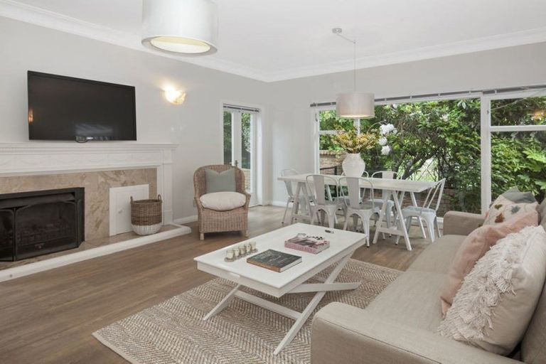 Photo of property in 21a Snowdon Road, Fendalton, Christchurch, 8052