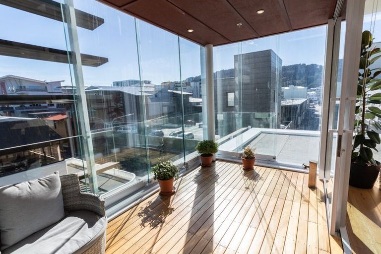 Photo of property in Il Casino Apartments, 402/38 Jessie Street, Te Aro, Wellington, 6011