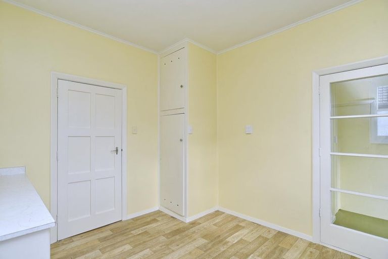 Photo of property in 2/50 Radley Street, Woolston, Christchurch, 8023