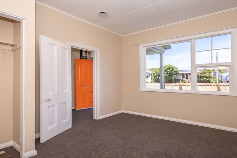 Photo of property in 82-84 Queen Street, Westport, 7825