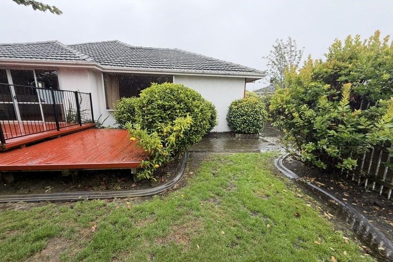 Photo of property in 8 Nyoli Street, Northcote, Christchurch, 8052