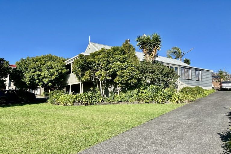 Photo of property in 46 Marendellas Drive, Bucklands Beach, Auckland, 2014
