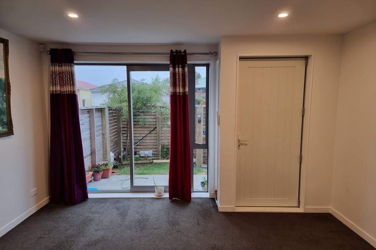 Photo of property in 9/24 Princess Terrace, Newtown, Wellington, 6021