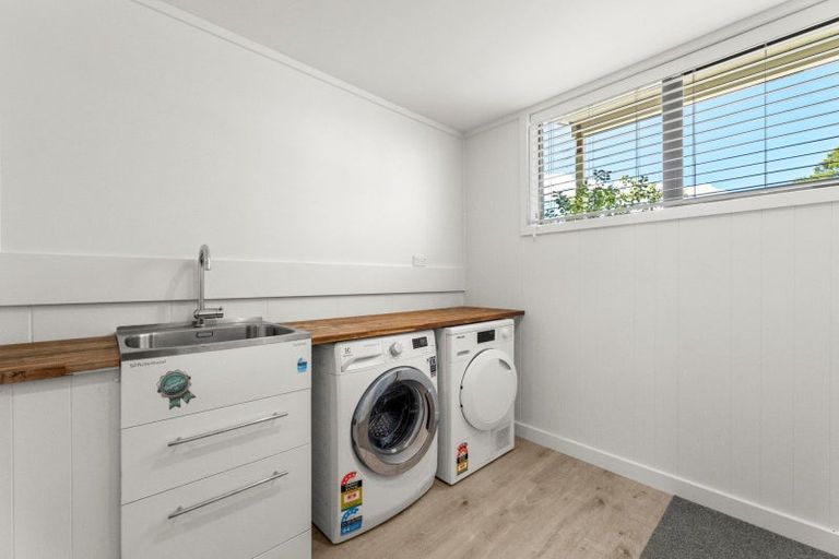 Photo of property in 1 Alexander Place, Papamoa Beach, Papamoa, 3118