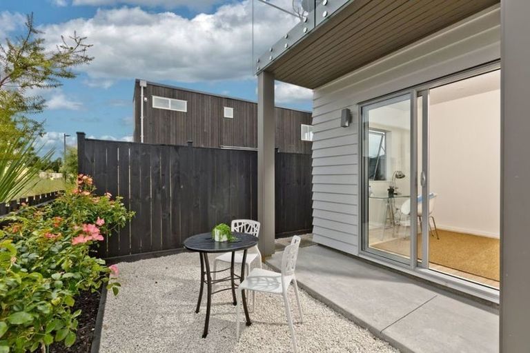 Photo of property in 2 Blackbird Lane, Hobsonville, Auckland, 0616