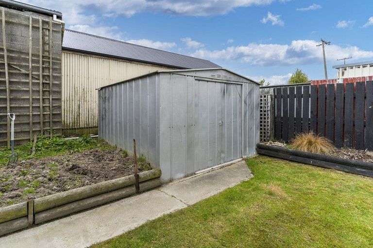 Photo of property in 8 Helensbrook Road, Milton, 9220