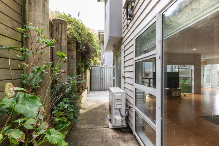 Photo of property in 36g Erlestoke Crescent, Churton Park, Wellington, 6037