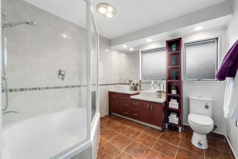 Photo of property in 5/177 Onewa Road, Birkenhead, Auckland, 0626