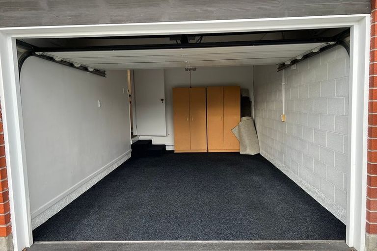 Photo of property in 1/1 Manson Place, Russley, Christchurch, 8042