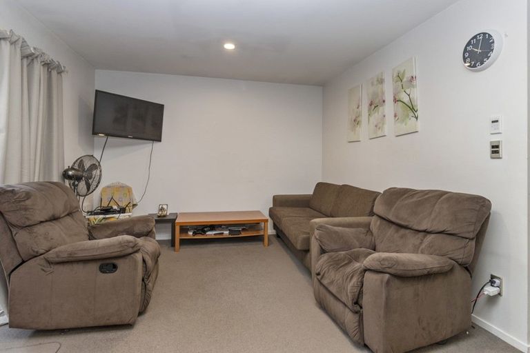 Photo of property in 16d Dowding Street, Melville, Hamilton, 3206