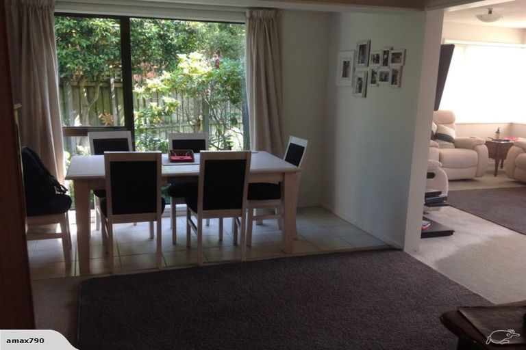 Photo of property in 2/79 Saint James Avenue, Papanui, Christchurch, 8053