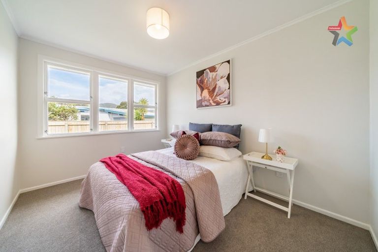 Photo of property in 41 Holyoake Crescent, Avalon, Lower Hutt, 5011