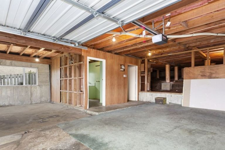 Photo of property in 11 Strode Street, Halfway Bush, Dunedin, 9010