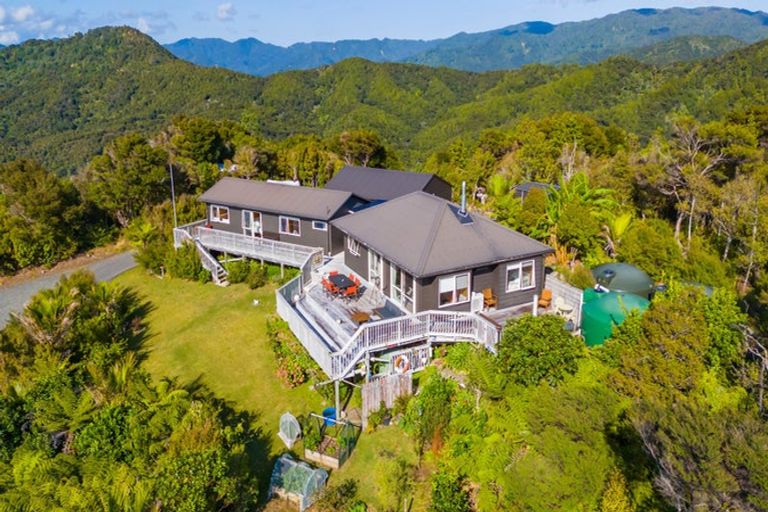 Photo of property in 473e Tuateawa Road, Tuateawa, Coromandel, 3583