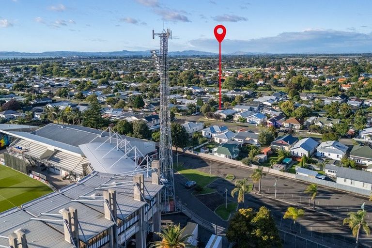 Photo of property in 128 Vigor Brown Street, Napier South, Napier, 4110