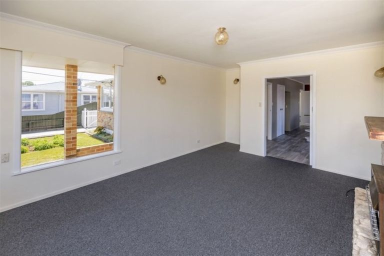 Photo of property in 21 Meadowvale Drive, Levin, 5510