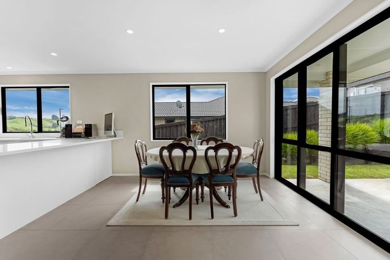 Photo of property in 135 Harriet Johnston Drive, Pokeno, 2402