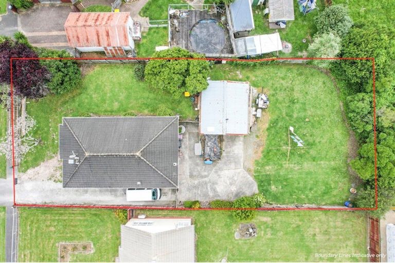 Photo of property in 24 Paul Crescent, Fairfield, Hamilton, 3214