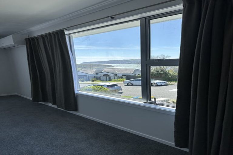 Photo of property in 28 Eskdale Road, Papakowhai, Porirua, 5024