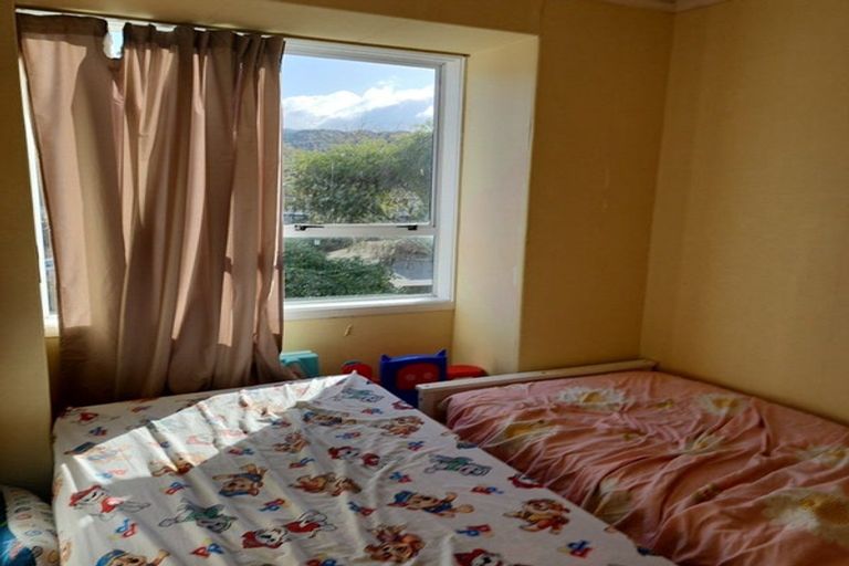 Photo of property in 8 Kukupa Grove, Heretaunga, Upper Hutt, 5018