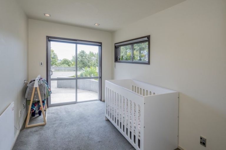 Photo of property in 48 Kotare Street, Waikanae, 5036