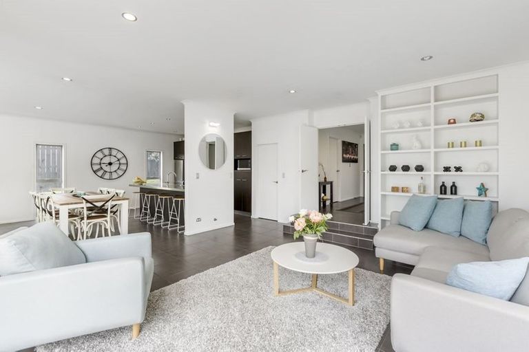 Photo of property in 204 Schnapper Rock Road, Schnapper Rock, Auckland, 0632