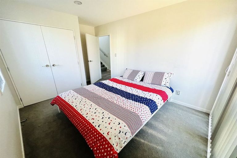 Photo of property in 1 Nephrite Lane, Henderson, Auckland, 0610