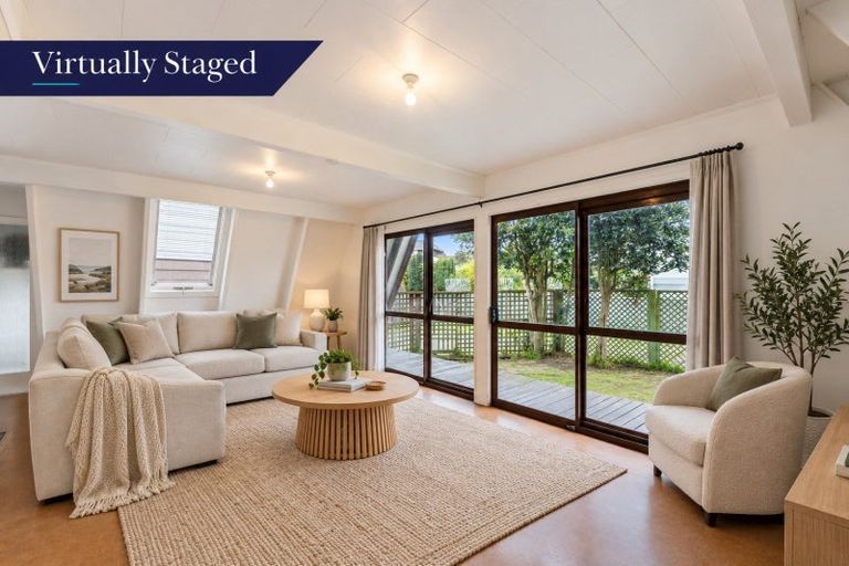 Photo of property in 5 William Street, Waikanae Beach, Waikanae, 5036