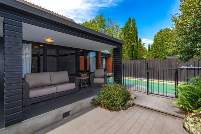 Photo of property in 50 Glandovey Road, Fendalton, Christchurch, 8052