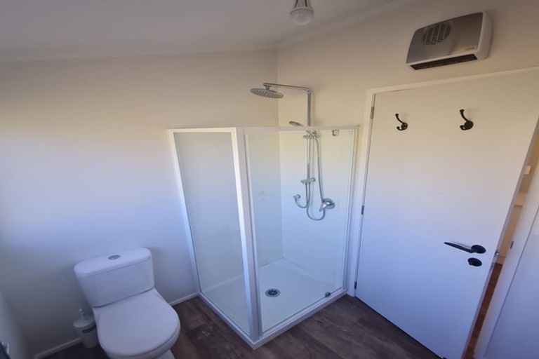 Photo of property in 187 Foster Road, Kumeu, 0891