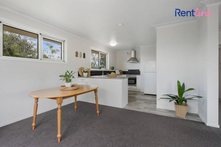 Photo of property in 19 Binnie Road, Katikati, 3129
