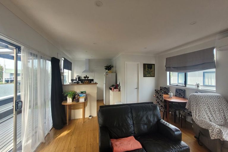 Photo of property in 81 Simpson Road, Papamoa Beach, Papamoa, 3118