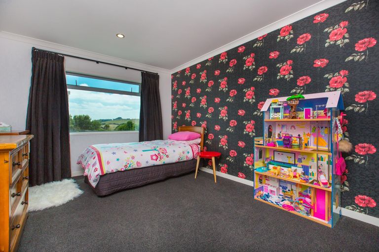 Photo of property in 573 Maungatawhiri Road, Raglan, 3295