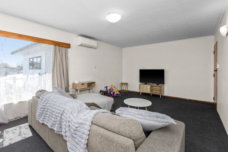 Photo of property in 114 Garnett Street, Raureka, Hastings, 4120