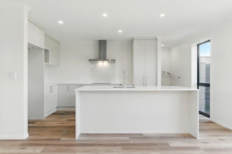 Photo of property in 16 Keri Rua Road, Leamington, 3495