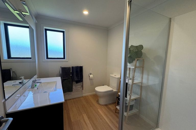 Photo of property in 8 Holystone Road, Whitby, Porirua, 5024