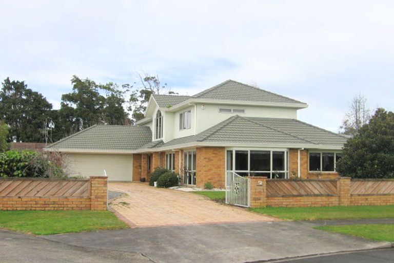 Photo of property in 17 Fernwater Place, Flagstaff, Hamilton, 3210