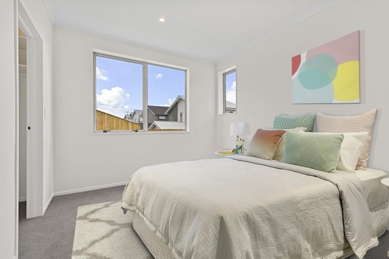 Photo of property in 3 George Mcwhirter Avenue, Massey, Auckland, 0614