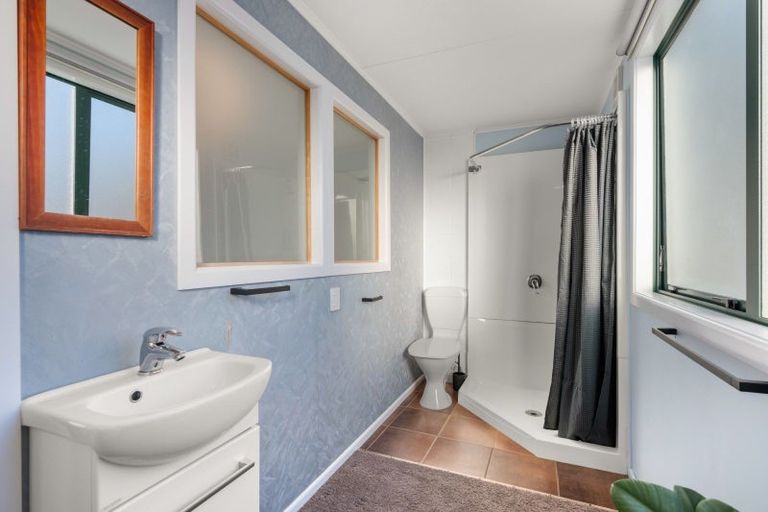 Photo of property in 33 Milton Terrace, Picton, 7220