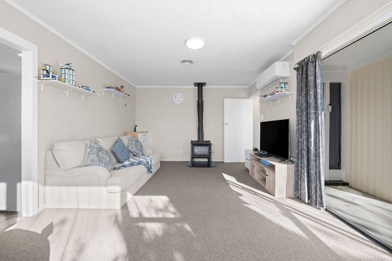 Photo of property in 16 Caernarvon Street, Dinsdale, Hamilton, 3204