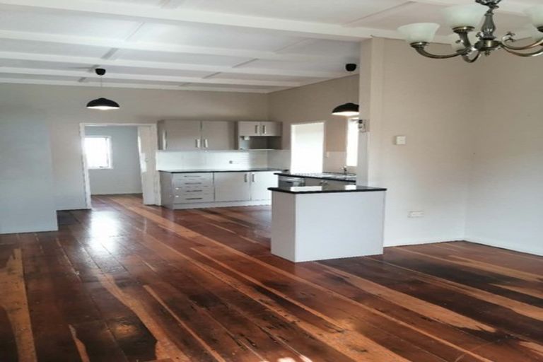 Photo of property in 1/16 Reeves Road, Pakuranga, Auckland, 2010