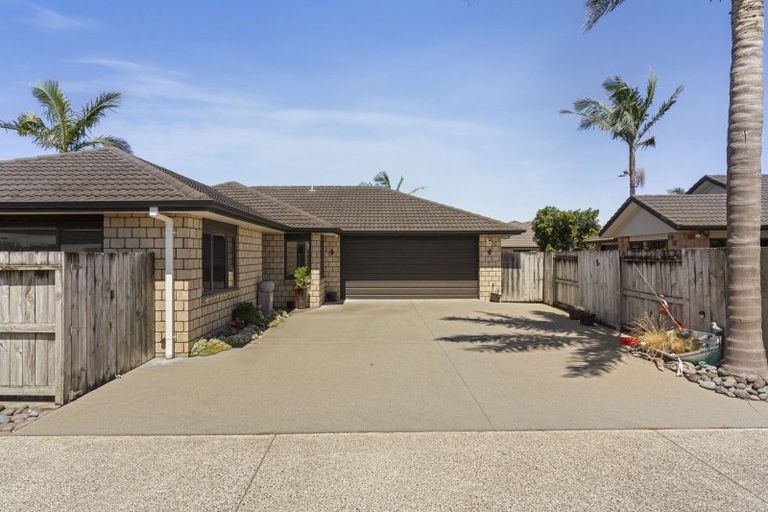 Photo of property in 5a Popata Close, Papamoa Beach, Papamoa, 3118