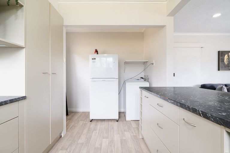 Photo of property in 489 Kaikorai Valley Road, Bradford, Dunedin, 9011