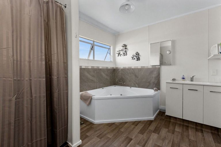 Photo of property in 29-31 Kingsley Drive, Flaxmere, Hastings, 4120