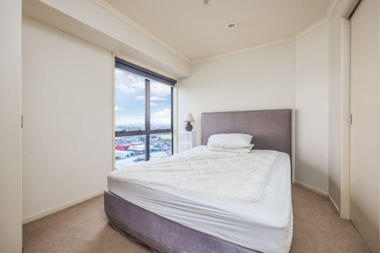 Photo of property in The Rennaissance, 13f/18 Ronwood Avenue, Manukau, Auckland, 2104