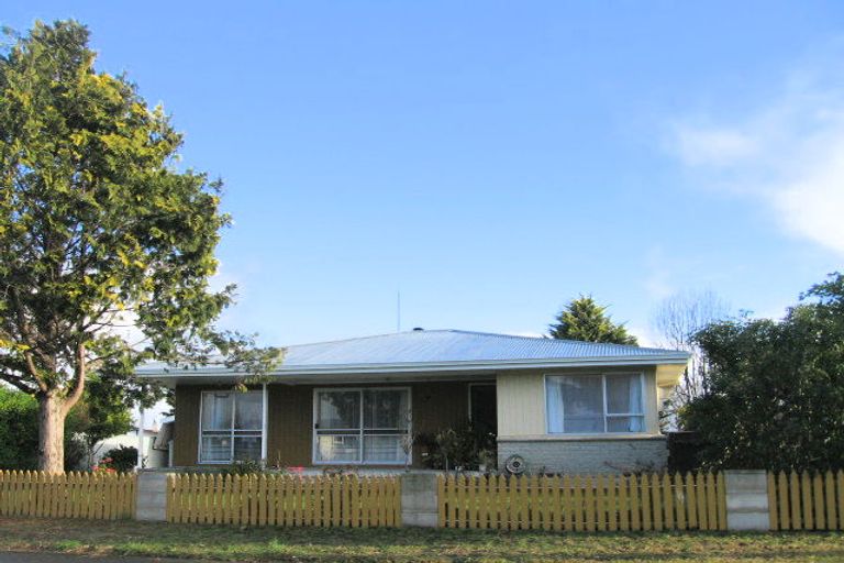 Photo of property in 5 Burton Place, Flaxmere, Hastings, 4120