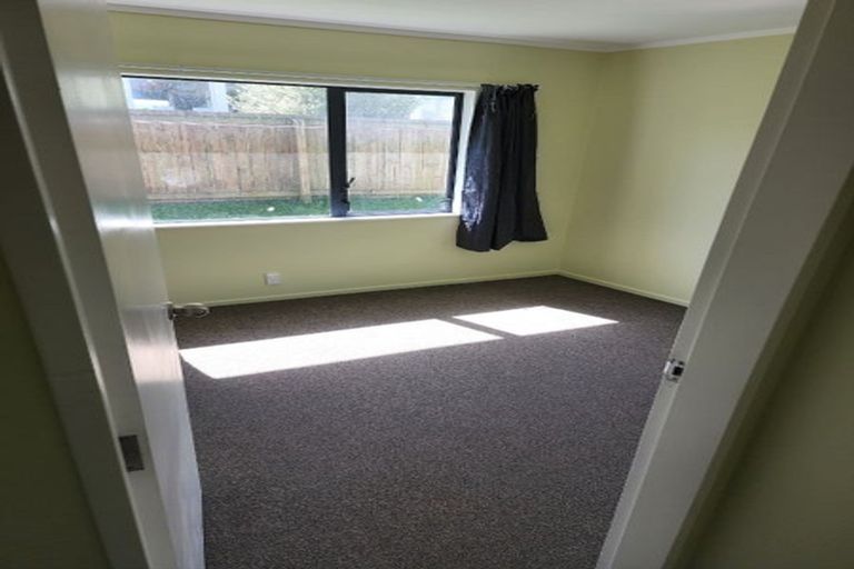 Photo of property in 26 Arawhata Road, Paraparaumu, 5032