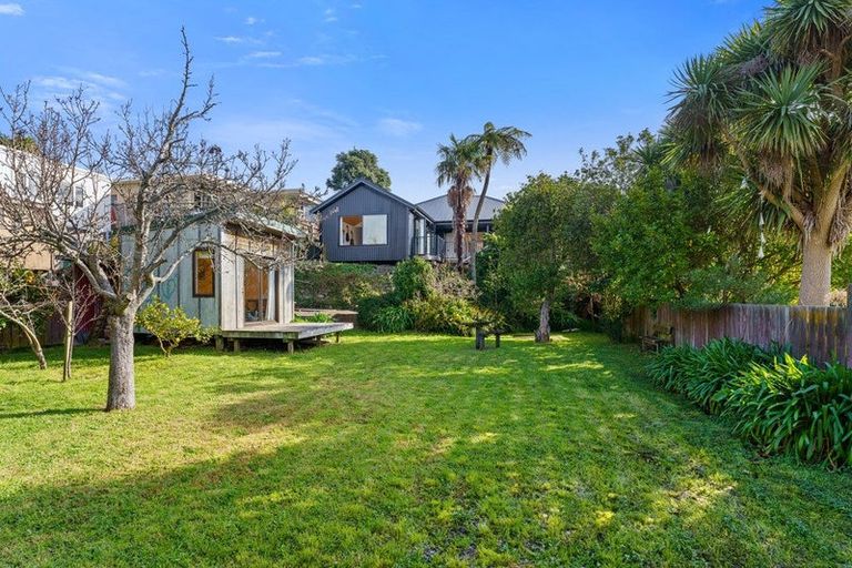 Photo of property in 7 Dale Road, Raumati South, Paraparaumu, 5032