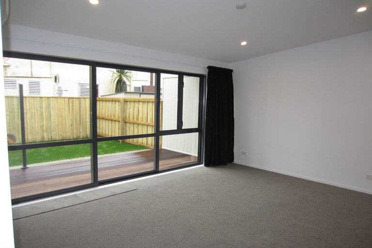 Photo of property in 2/477 Barbadoes Street, Edgeware, Christchurch, 8013