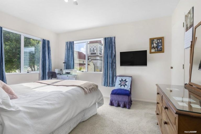 Photo of property in 22a Hall Street, Newtown, Wellington, 6021